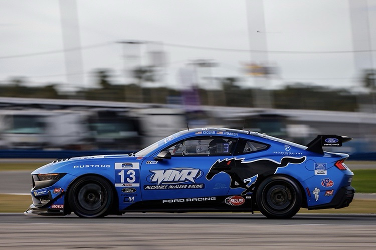 Nate Cicero y Franco Girolami lideran la segunda práctica del IMSA Michelin Pilot Challenge en Daytona