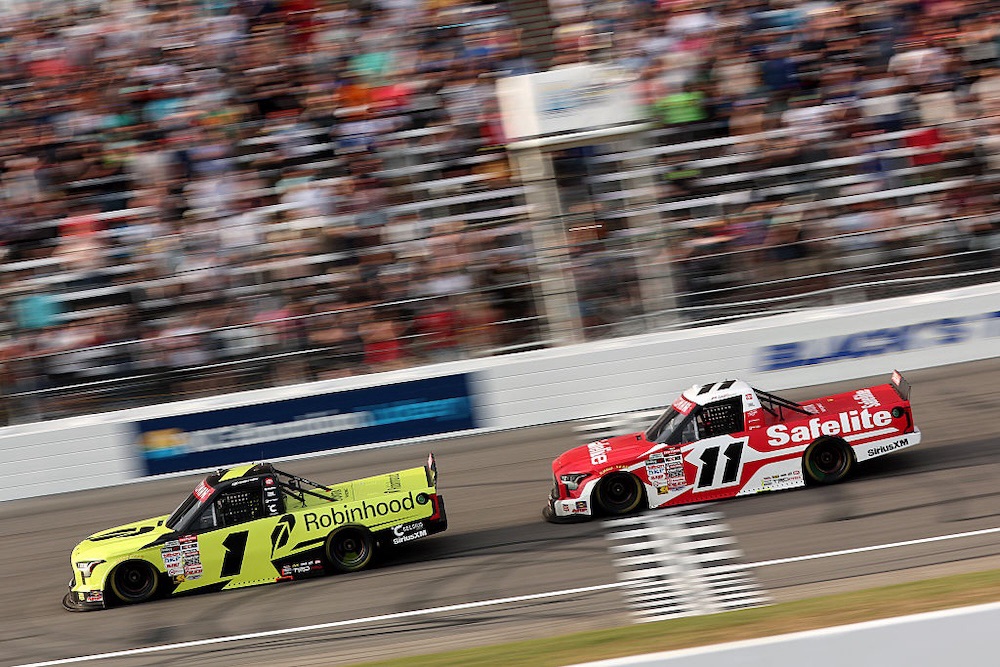 Corey Heim gana en Rockingham tras dominar y resistir a Honeycutt en la Truck Series