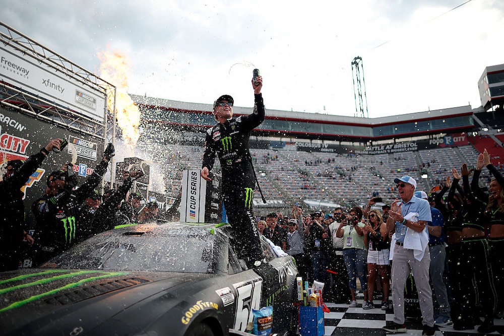 Ty Gibbs gana en Bristol en un final histórico y consigue su primera victoria en NASCAR Cup Series