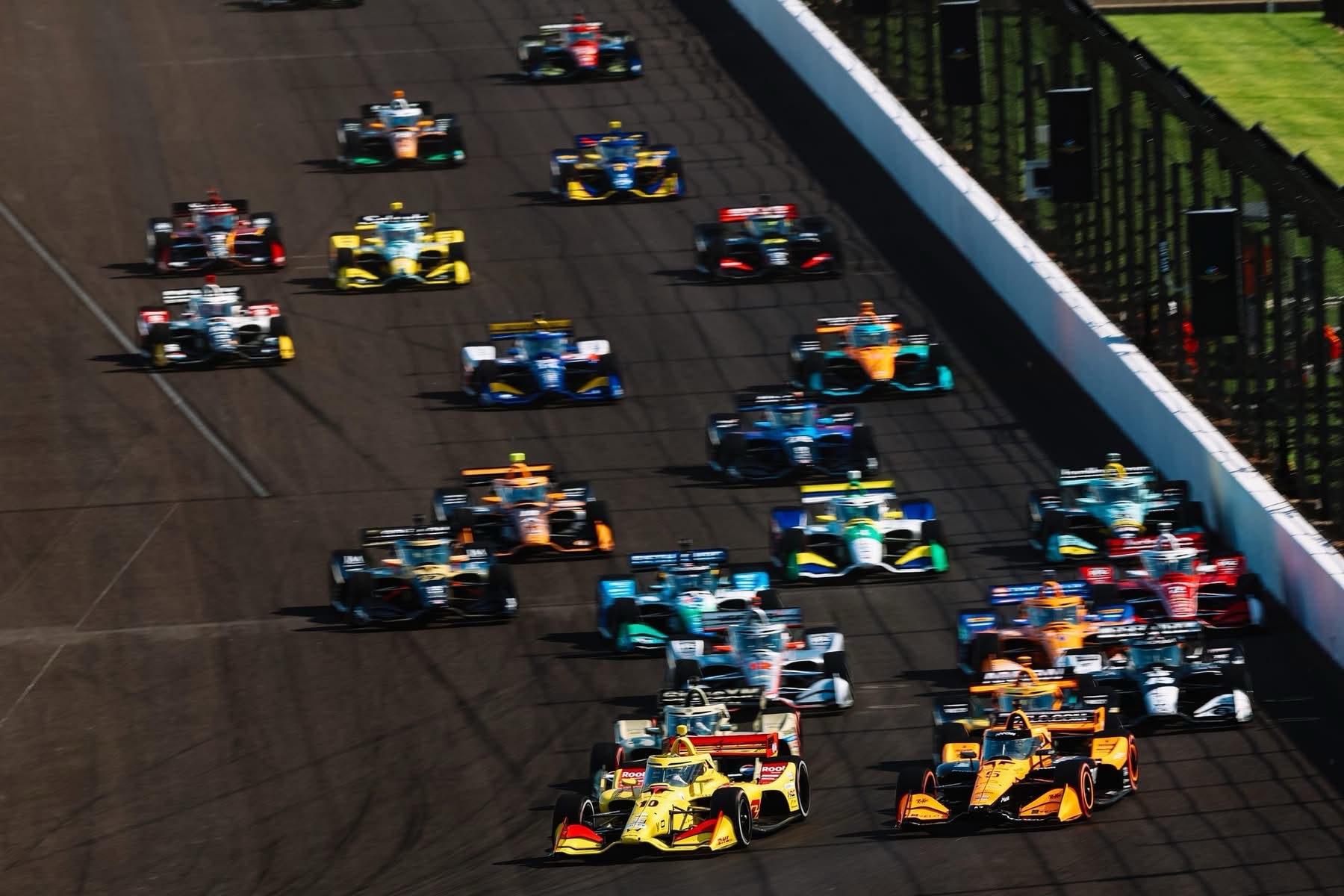 IndyCar revela la lista oficial de inscritos para las 500 Millas de Indianápolis 2026